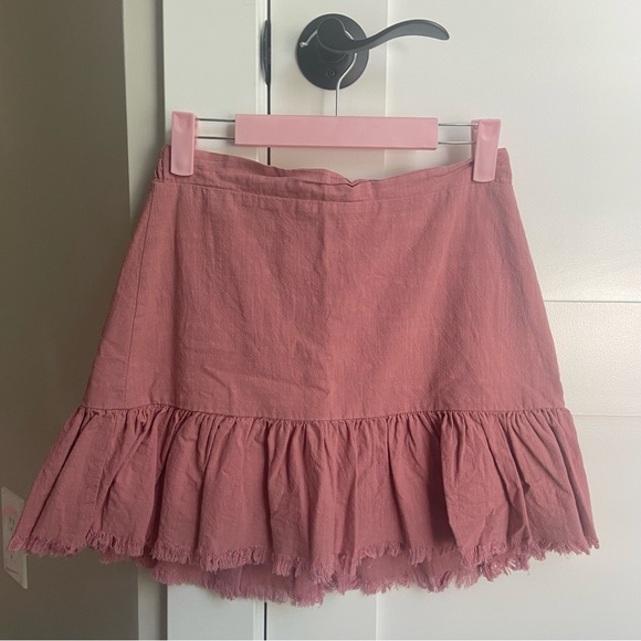 pink fringe edge mini skirt - Picture 2 of 4